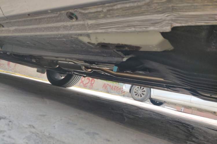 Used Geely Auto Monjaro L 2024 2.0TD DCT EVO Two-Wheel Drive Long-Range Version Chassis Rear Left