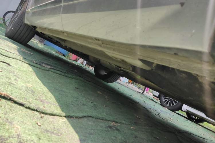 Used Geely Auto Monjaro L 2024 2.0TD DCT EVO Two-Wheel Drive Long-Range Version Chassis Rear Left