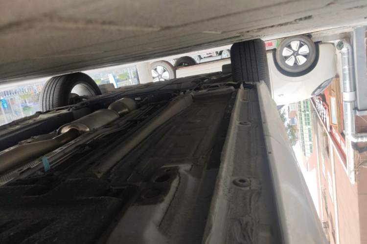 Used Geely Auto Monjaro L 2024 2.0TD High-Power Automatic Two-Wheel Drive Yunqi Version Chassis Rear Left