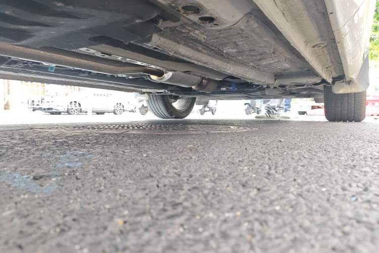 Used Geely Auto Monjaro L 2024 2.0TD DCT EVO Two-Wheel Drive Long-Range Version Chassis Rear Right