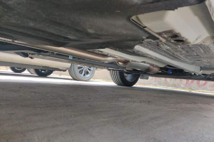 Used Geely Auto Monjaro L 2024 2.0TD DCT EVO Two-Wheel Drive Long-Range Version Chassis Rear Right