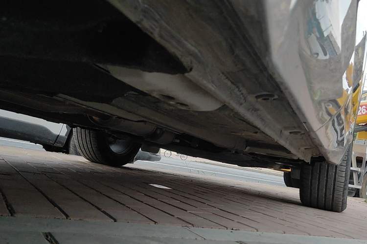 Used Geely Auto Monjaro L 2024 2.0TD DCT EVO Two-Wheel Drive Long-Range Version Chassis Rear Right