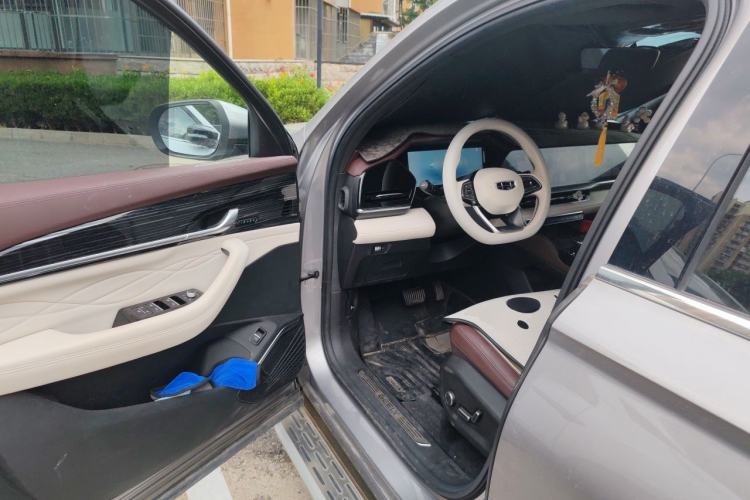 Used Geely Auto Monjaro L 2024 2.0TD High-Power Automatic Two-Wheel Drive Yunqi Version Driver Seat