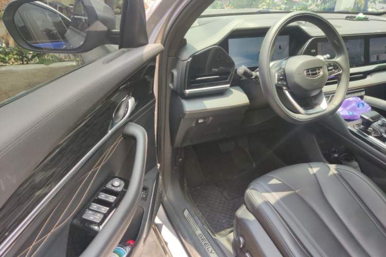 Used Geely Auto Monjaro L 2024 2.0TD DCT EVO Two-Wheel Drive Long-Range Version Driver Seat