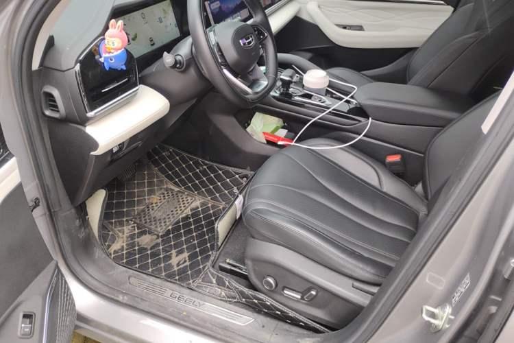 Used Geely Auto Monjaro L 2024 2.0TD High-Power Automatic Two-Wheel Drive Skyline Edition Driver Seat