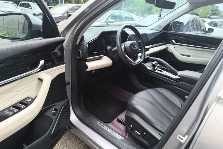 Used Geely Auto Monjaro L 2024 2.0TD High-Power Automatic Two-Wheel Drive Skyline Edition Driver Seat