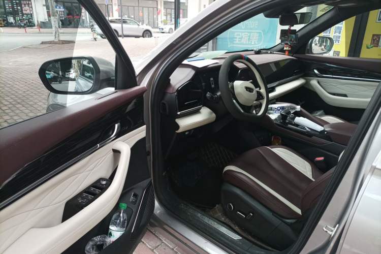 Used Geely Auto Monjaro L 2024 2.0TD DCT EVO Two-Wheel Drive Prestige Version Driver Seat