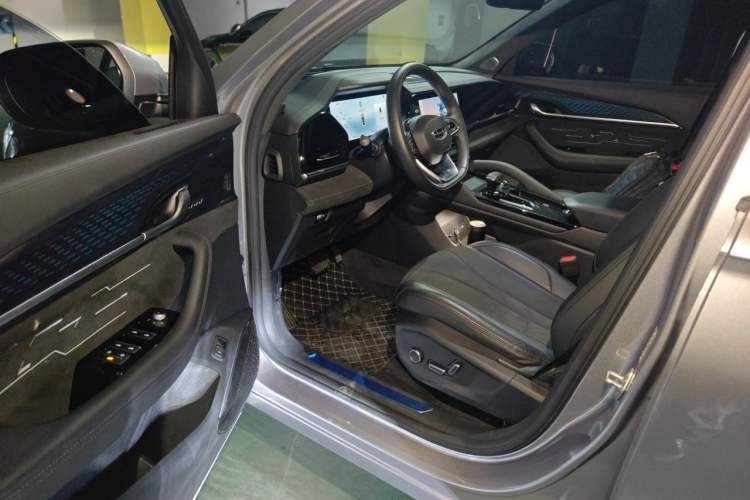 Used Geely Auto Monjaro L 2024 2.0TD High-Power Automatic Two-Wheel Drive Skyline Edition Driver Seat