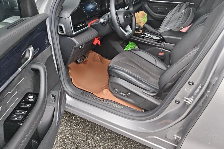 Used Geely Auto Monjaro L 2024 2.0TD High-Power Automatic Two-Wheel Drive Skyline Edition Driver Seat