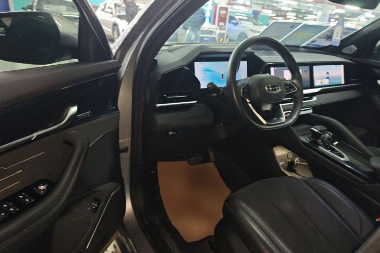 Used Geely Auto Monjaro L 2024 2.0TD High-Power Automatic Two-Wheel Drive Skyline Edition Driver Seat
