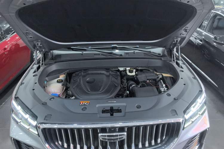 Used Geely Auto Monjaro L 2024 2.0TD DCT EVO Two-Wheel Drive Prestige Version Engine Bay