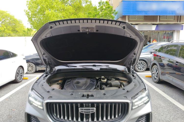 Used Geely Auto Monjaro L 2024 2.0TD High-Power Automatic Two-Wheel Drive Skyline Edition Engine Bay