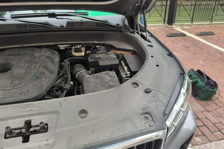 Used Geely Auto Monjaro L 2024 2.0TD High-Power Automatic Two-Wheel Drive Yunqi Version Engine Bay Left