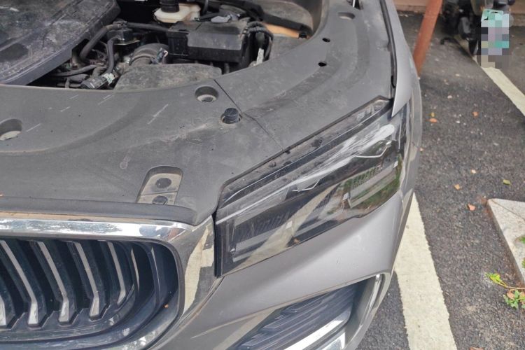 Used Geely Auto Monjaro L 2024 2.0TD High-Power Automatic Two-Wheel Drive Yunqi Version Engine Bay Left