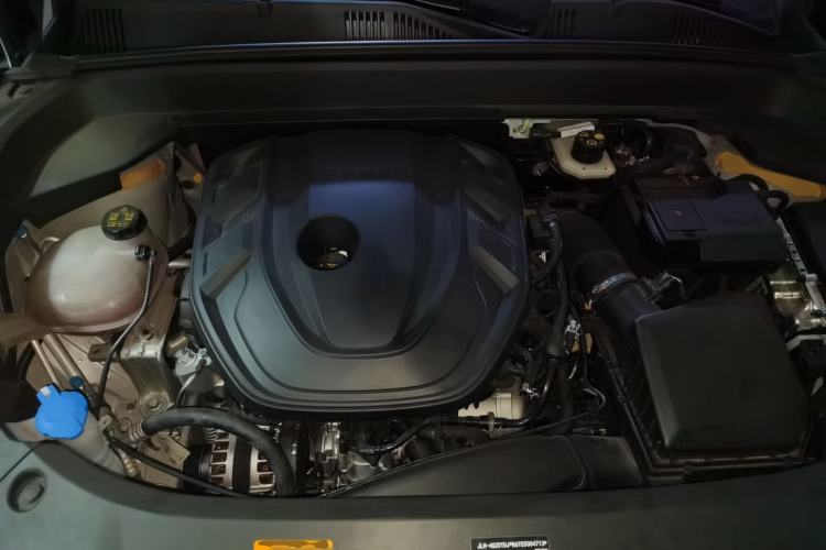 Used Geely Auto Monjaro L 2024 2.0TD DCT EVO Two-Wheel Drive Long-Range Version Engine Bay