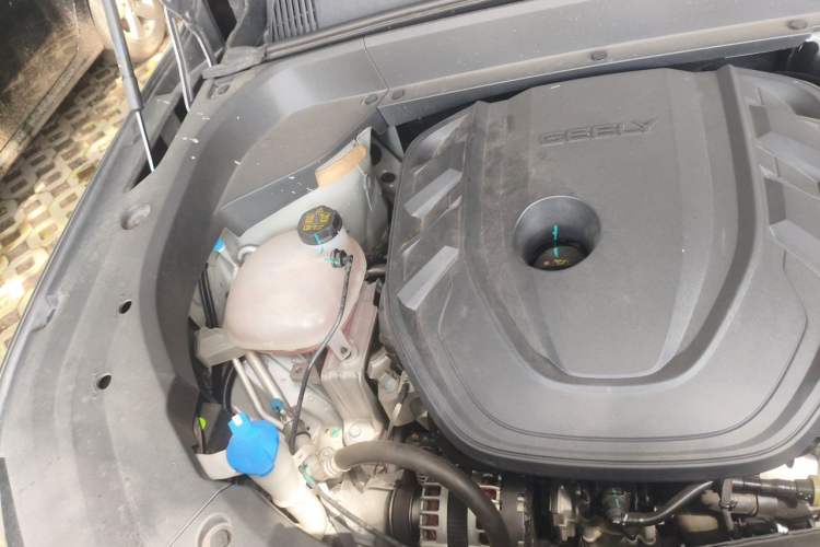 Used Geely Auto Monjaro L 2024 2.0TD High-Power Automatic Two-Wheel Drive Yunqi Version Engine Bay Right