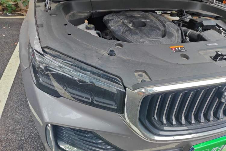 Used Geely Auto Monjaro L 2024 2.0TD High-Power Automatic Two-Wheel Drive Yunqi Version Engine Bay Right