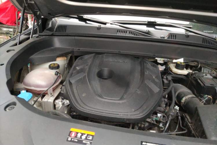 Used Geely Auto Monjaro L 2024 2.0TD High-Power Automatic Two-Wheel Drive Yunqi Version Engine Bay Right