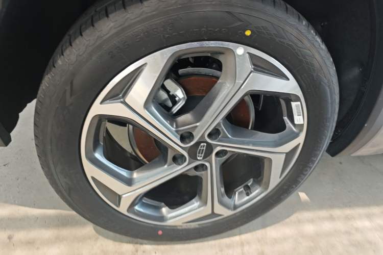 Used Geely Auto Monjaro L 2024 2.0TD DCT EVO Two-Wheel Drive Long-Range Version Exterior 5