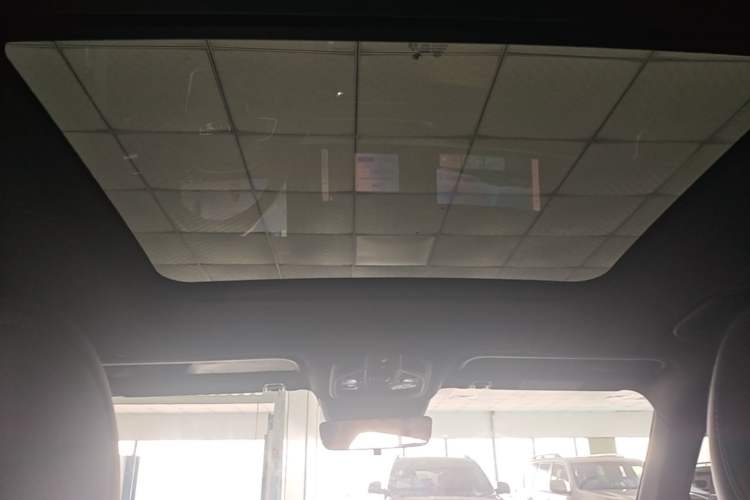 Used Geely Auto Monjaro L 2024 2.0TD DCT EVO Two-Wheel Drive Long-Range Version Headliner