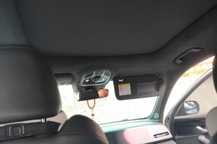 Used Geely Auto Monjaro L 2024 2.0TD High-Power Automatic Two-Wheel Drive Skyline Edition Headliner