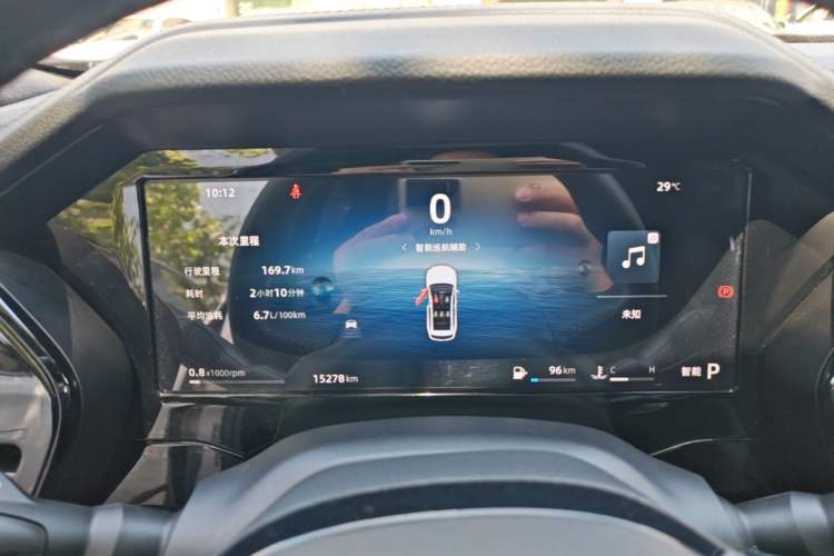 Used Geely Auto Monjaro L 2024 2.0TD High-Power Automatic Two-Wheel Drive Skyline Edition Instrument Cluster