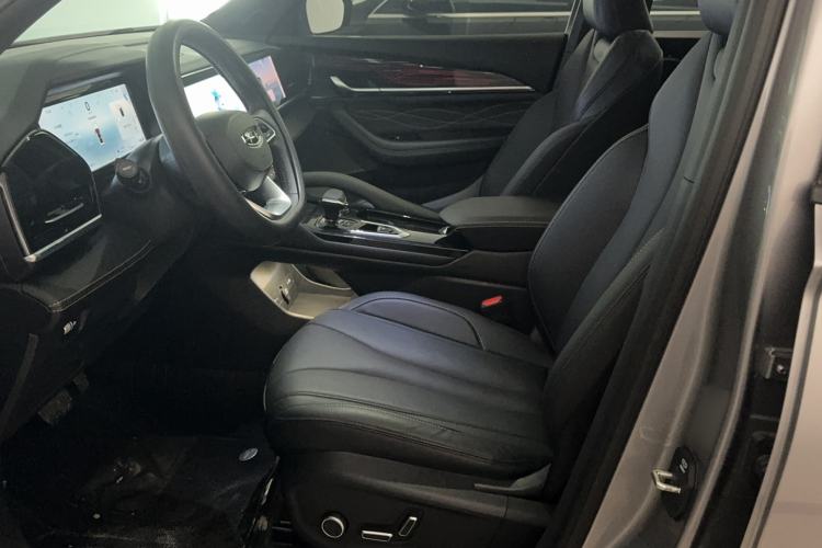 Used Geely Auto Monjaro L 2024 2.0TD DCT EVO Two-Wheel Drive Long-Range Version Interior 1