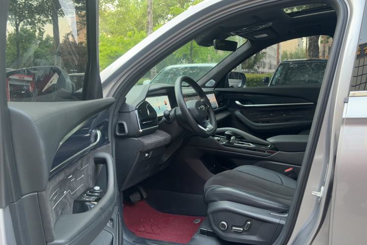Used Geely Auto Monjaro L 2024 2.0TD High-Power Automatic Two-Wheel Drive Skyline Edition Interior 1