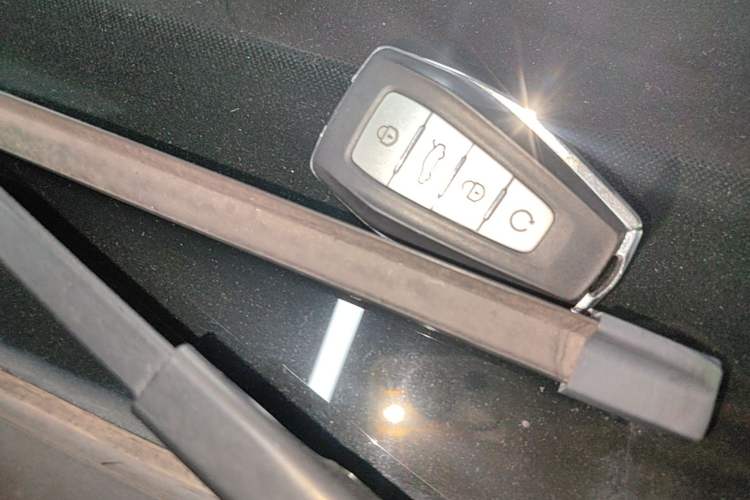 Used Geely Auto Monjaro L 2024 2.0TD High-Power Automatic Two-Wheel Drive Yunqi Version Interior 1