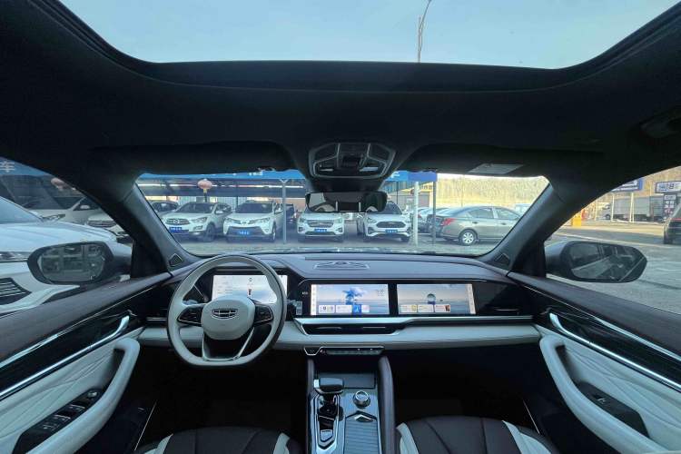 Used Geely Auto Monjaro L 2024 2.0TD High-Power Automatic Two-Wheel Drive Yunqi Version Interior 1