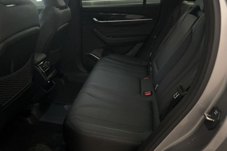 Used Geely Auto Monjaro L 2024 2.0TD DCT EVO Two-Wheel Drive Long-Range Version Interior 2
