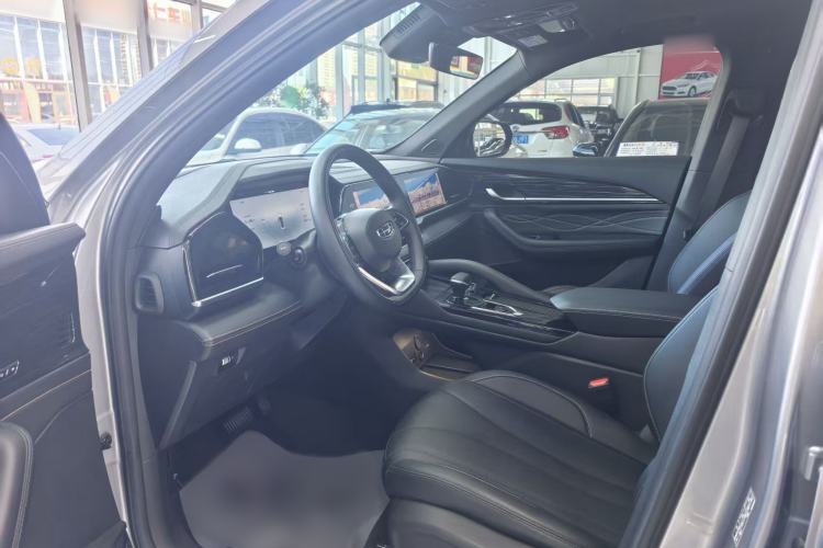 Used Geely Auto Monjaro L 2024 2.0TD DCT EVO Two-Wheel Drive Long-Range Version Interior 2