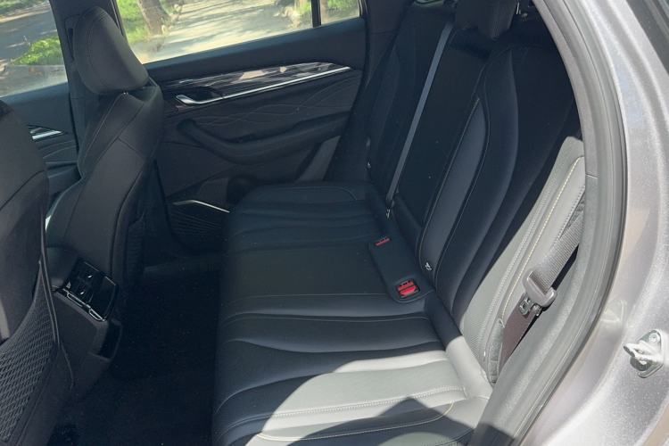 Used Geely Auto Monjaro L 2024 2.0TD DCT EVO Two-Wheel Drive Long-Range Version Interior 2