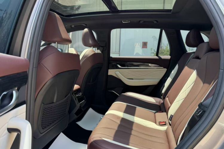 Used Geely Auto Monjaro L 2024 2.0TD High-Power Automatic Two-Wheel Drive Yunqi Version Interior 3