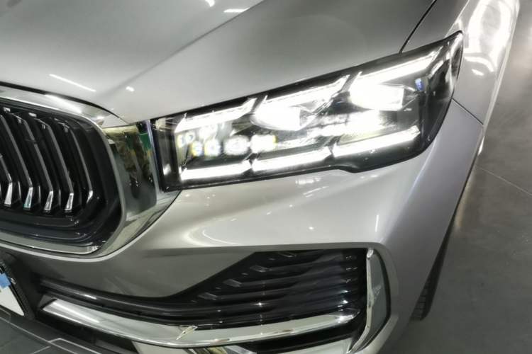 Used Geely Auto Monjaro L 2024 2.0TD High-Power Automatic Two-Wheel Drive Skyline Edition Left Front Headlight