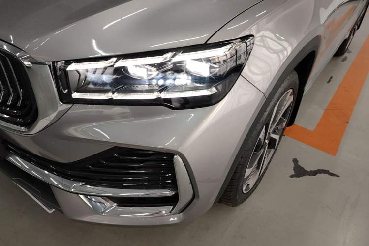 Used Geely Auto Monjaro L 2024 2.0TD High-Power Automatic Two-Wheel Drive Skyline Edition Left Front Headlight