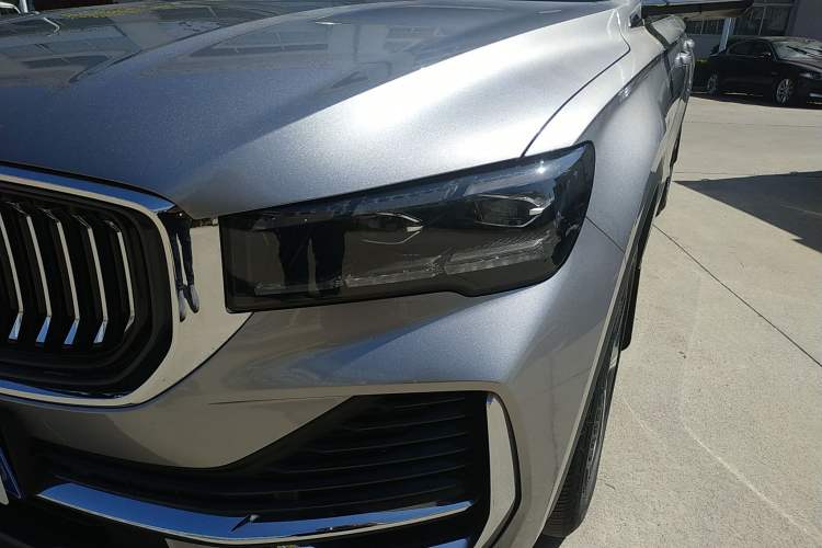 Used Geely Auto Monjaro L 2024 2.0TD High-Power Automatic Two-Wheel Drive Yunqi Version Left Front Headlight