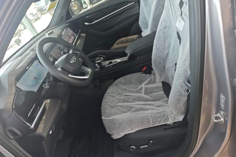 Used Geely Auto Monjaro L 2024 2.0TD DCT EVO Two-Wheel Drive Long-Range Version Left Front Seat