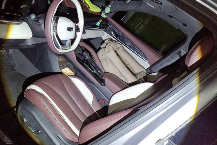 Used Geely Auto Monjaro L 2024 2.0TD High-Power Automatic Two-Wheel Drive Yunqi Version Left Front Seat