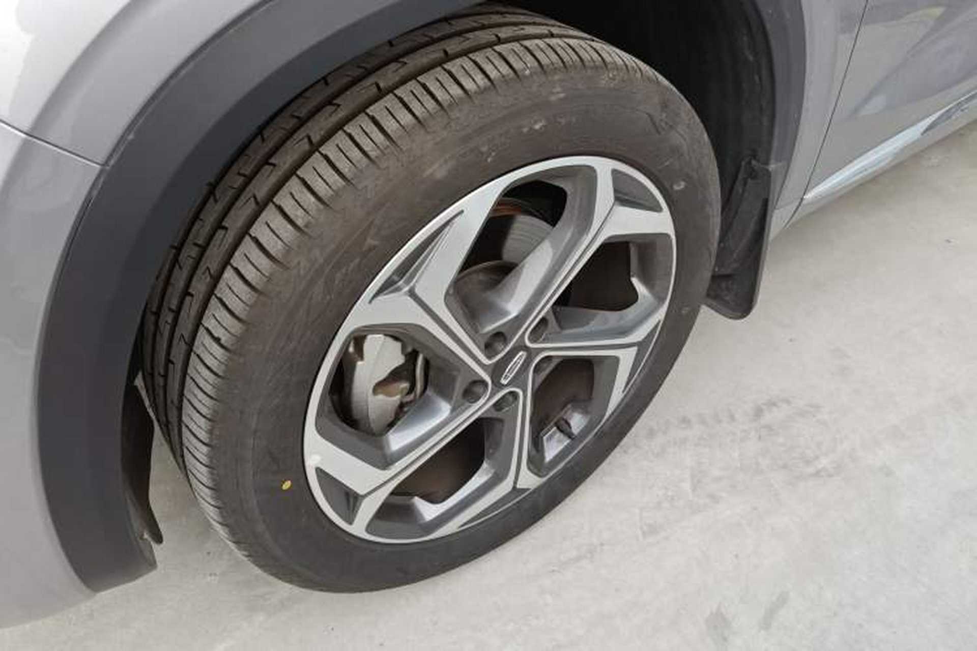 Used Geely Auto Monjaro L 2024 2.0TD DCT EVO Two-Wheel Drive Long-Range Version Left Front Wheel Hub