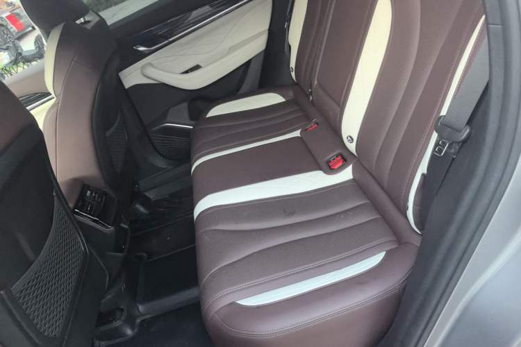 Used Geely Auto Monjaro L 2024 2.0TD High-Power Automatic Two-Wheel Drive Yunqi Version Left Rear Seat