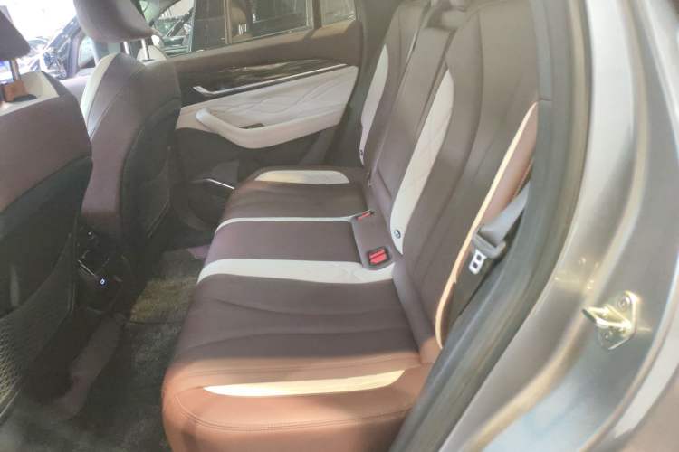 Used Geely Auto Monjaro L 2024 2.0TD High-Power Automatic Two-Wheel Drive Yunqi Version Left Rear Seat