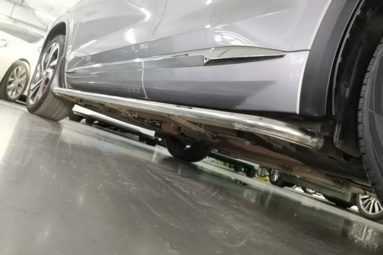 Used Geely Auto Monjaro L 2024 2.0TD High-Power Automatic Two-Wheel Drive Skyline Edition Left Side Sill