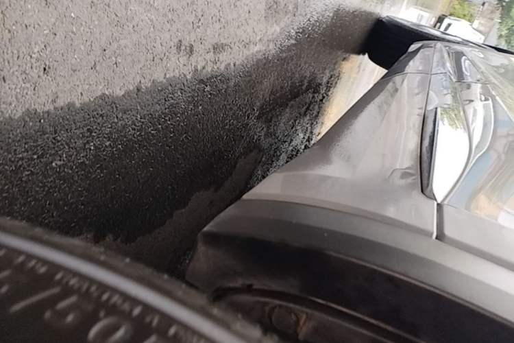 Used Geely Auto Monjaro L 2024 2.0TD DCT EVO Two-Wheel Drive Long-Range Version Left Side Sill
