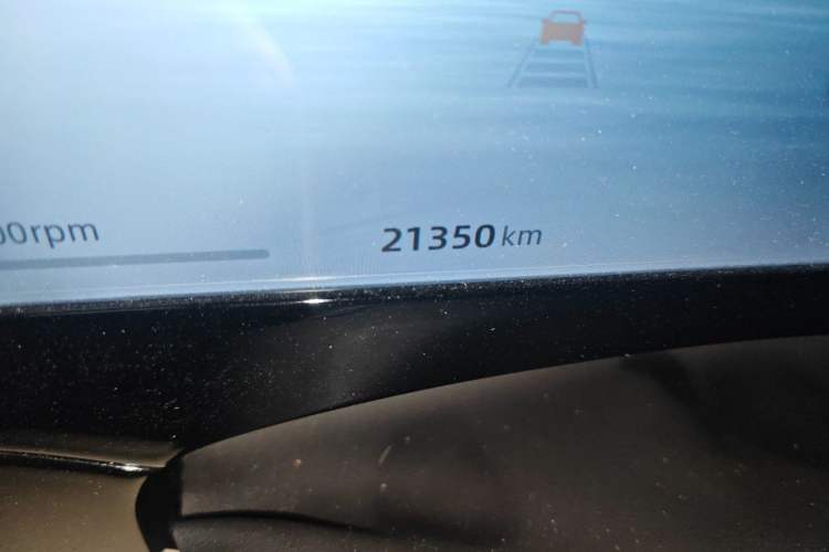 Used Geely Auto Monjaro L 2024 2.0TD High-Power Automatic Two-Wheel Drive Yunqi Version Odometer Close Up