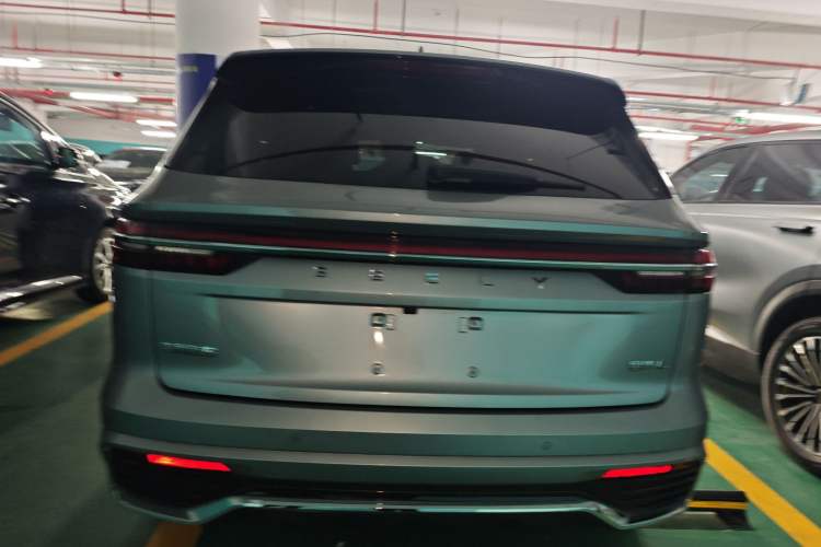 Used Geely Auto Monjaro L 2024 2.0TD High-Power Automatic Two-Wheel Drive Skyline Edition Rear