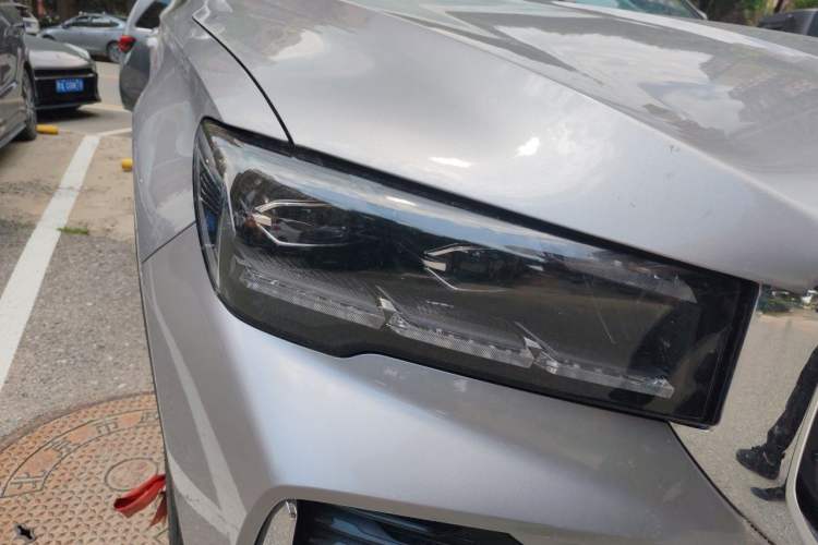 Used Geely Auto Monjaro L 2024 2.0TD High-Power Automatic Two-Wheel Drive Yunqi Version Right Front Headlight