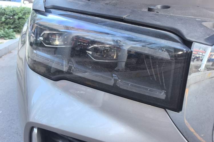 Used Geely Auto Monjaro L 2024 2.0TD High-Power Automatic Two-Wheel Drive Yunqi Version Right Front Headlight