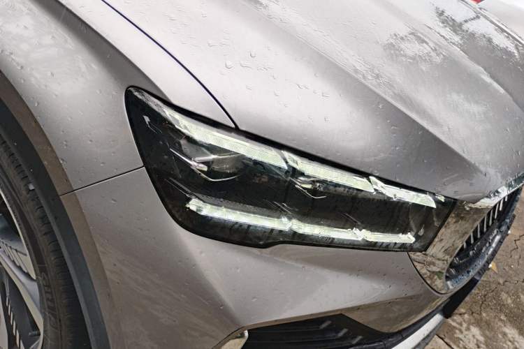 Used Geely Auto Monjaro L 2024 2.0TD High-Power Automatic Two-Wheel Drive Skyline Edition Right Front Headlight