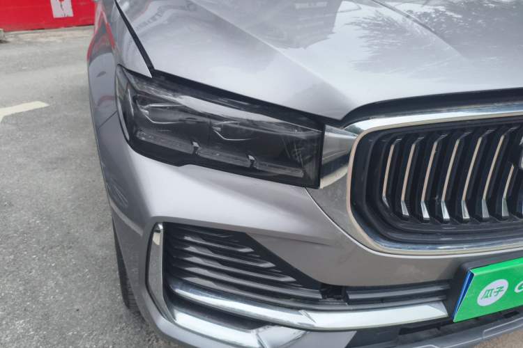 Used Geely Auto Monjaro L 2024 2.0TD High-Power Automatic Two-Wheel Drive Skyline Edition Right Front Headlight